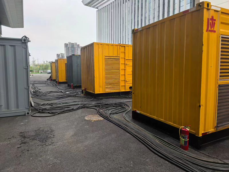 日土不同季节柴油发电机组保养有哪些注意事项?