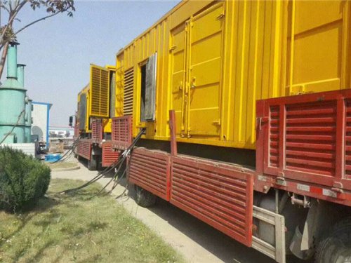 日土发电机出租如何根据燃油压力判断燃油系统是否存在故障？