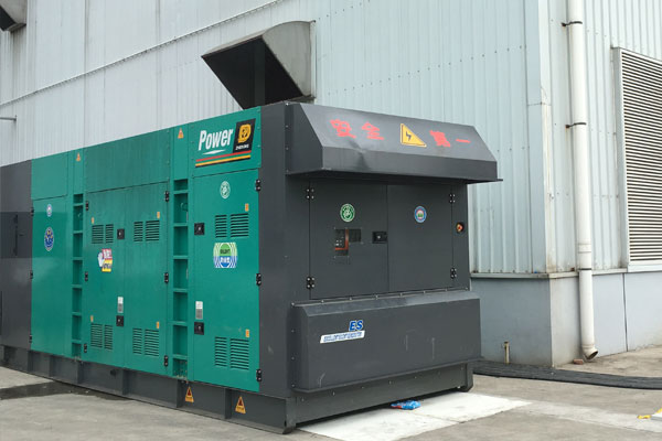 日土燃油滤清器的更换流程是怎样的？