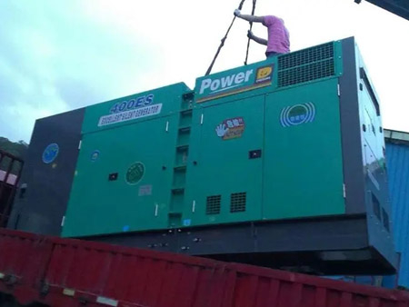 日土柴油发电机组转速不稳定时，如何对发动机进行维护？