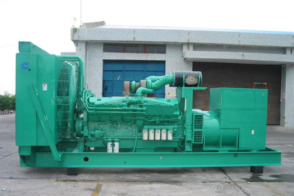 日土工厂发电机应急发电时如何更准确地检查发电机状态？