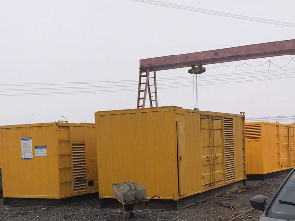 日土100kw柴油发电机组每小时油耗？