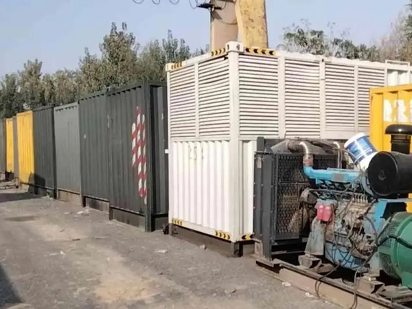 日土200KW柴油发电机机组每小时油耗是多少？