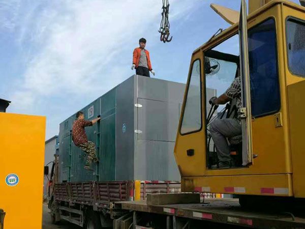 日土更换水冷式机油散热器密封件的操作流程是怎样的？